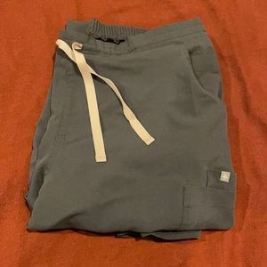 Multiple colors of size L Yola Figs